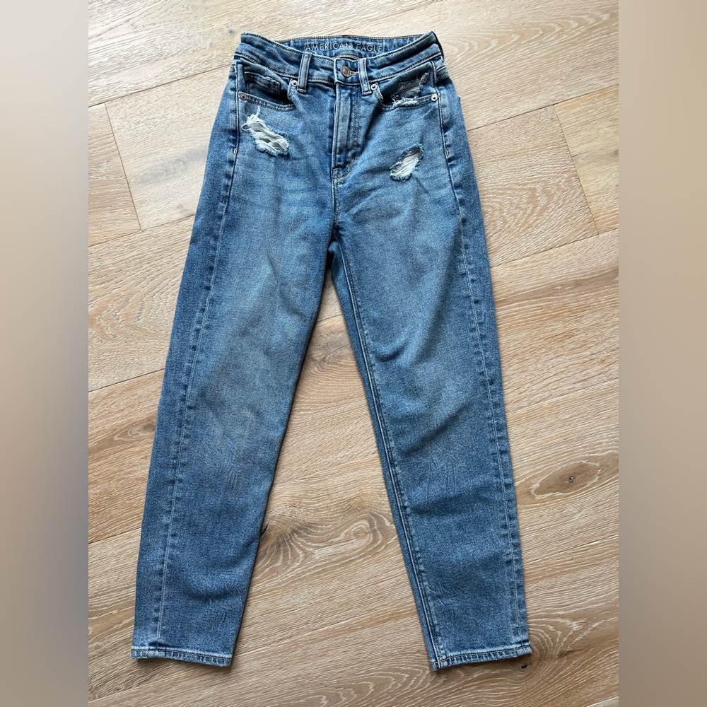 American eagle stretch Mom straight jeans 000 short/color easy breezy blue